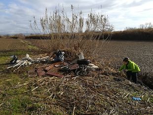 pulizia-volontaria-scout-a-caccia-di-rifiuti
