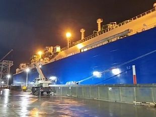 piombino-il-rigassificatore-sara-pronto-a-meta-maggio