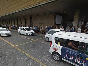 taxi-stop-a-firenze-schizofrenia-e-liberalizzazione