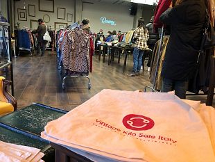 vintage-kilo-sale-abbigliamento-anni-708090-con-vendita-al-p