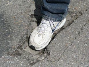 a806082219-manutenzioni-stradali-l-assessore-cioni-chiedera-il-risarcimento-danni-alle-societa-dei-sottoservizi