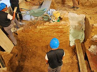 b105201915-ricerche-monnalisa-spuntano-altre-due-tombe