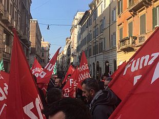 sanita-privata-presidio-cgil-cisl-e-uil-a-firenze