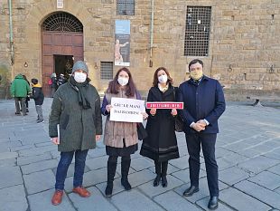 flash-mob-di-fdi-scuola-contro-i-corsi-gender-finanziati-dal-comune