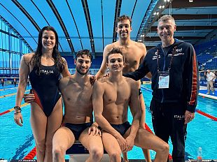 capitan-zazzeri-guida-litalia-del-nuoto-a-lublino
