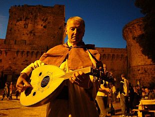 b307210007-civitas-infernalis-di-pace-in-guerra