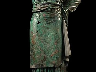 a905111439-museo-archeologico-ritorna-la-minerva-parte-la-chimera