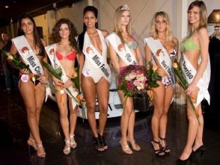 a910051905-a-martina-miss-mela-d-oro-2009