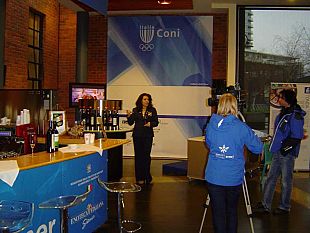 b205281616-sport-wine-enoteca-italiana-per-il-moto-gp-2012