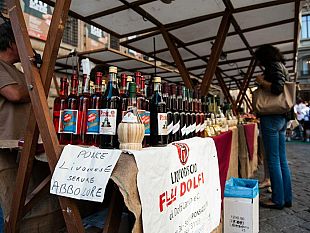 b209211928-wine-town-quando-il-vino-sposa-la-cultura