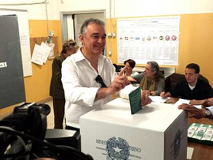 elezioni-regionali-2015-laffluenza-al-seggio-alle-1700