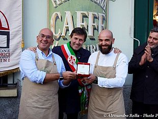 il-sindaco-di-firenze-conferisce-lonorificenza-del-fiorino-doro-alla