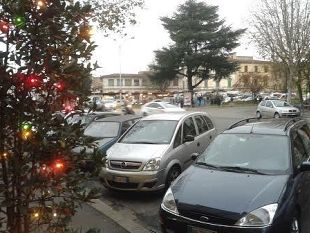 illuminazione-natalizia-firenze-corre-ai-ripari