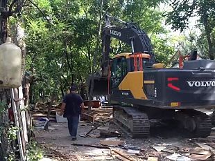 insediamento-abusivo-davanti-al-poderaccio-smantellate-le-baracche