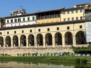 i-carabinieri-hanno-individuato-i-due-autori-delle-scritte