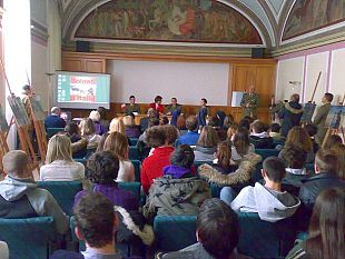 a912190039-esercito-italiano-il-calendario-2010-presentato-ai-giovani-delle-scuole