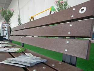 ambiente-la-toscana-finanzia-spazi-gioco-pubblici-con-materiali-riciclati