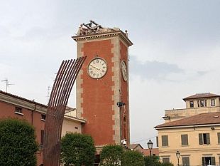 b205211327-emilia-romagna-volontari-ed-aiuti-economici-dalla-toscana