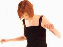 b308281417-ruba-capi-abbigliamento-si-giustifica-ho-scordato-di-pagare