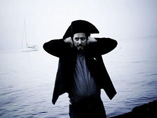 b105051921-teatro-verdi-vinicio-capossela-il-10-e-11-maggio