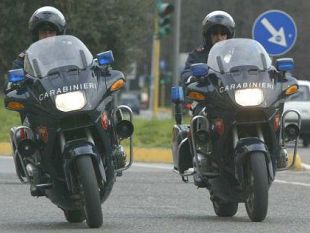 spaccate-con-tombino-un-arresto-a-prato