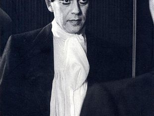 b307031810-la-voce-di-carmelo-bene-rivive-nel-manfred-di-byron