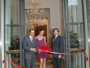 a903272243-cartier-la-nuova-boutique-in-via-degli-strozzi-nelle-sale-dello-storico-palazzo-corsi-tornabuoni