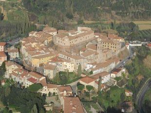 a804171250-lari-il-19-aprile-l-inaugurazione-dell-antico-castello