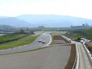 b403181929-circuito-del-mugello-la-curva-piu-spettacolare-e-stata-allargata