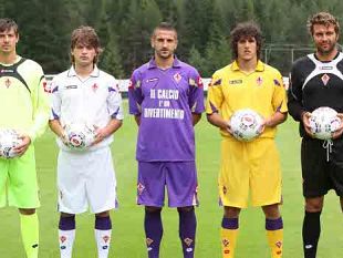 b007282341-fiorentina-il-calendario-2010-2011