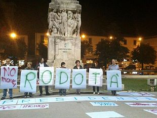 b304182138-quirinale-col-flop-marini-la-toscana-volta-le-spalle-a-bersani