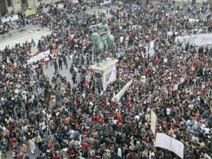 a911082204-lunedi-di-manifestazioni-e-scioperi