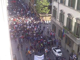 b210161759-i-presidi-si-rivolgono-agli-studenti-idee-non-occupazione