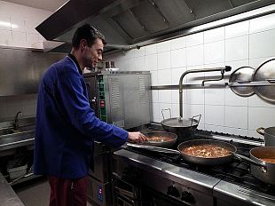 b302192340-chianina-contro-wagyu-serata-esclusiva-al-ristorante-aroma