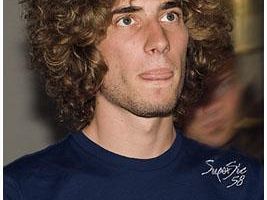 a906181036-moda-76-pitti-immagine-marco-simoncelli-per-rifle