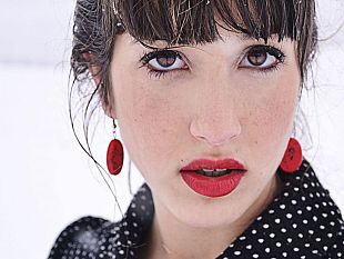 b110071446-under-20-over-60-nati-digitali-o-divenuti-tali