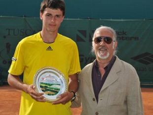 b105142039-sotto-il-segno-dell-est-il-33-internazionale-di-santa-croce