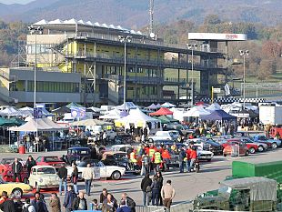 b104291746-mostra-scambio-motori-vintage