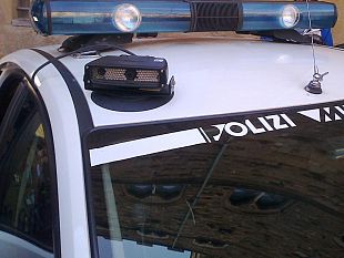 neopatentato-beve-troppo-e-sbatte-da-solo-1450-euro-di-multa-e-patente-ritirata