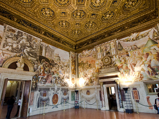 b403031647-torna-la-domenica-del-fiorentino-visite-gratuite-in-citta