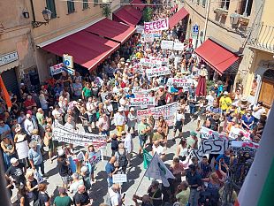 oggi-a-piombino-manifestazione-contro-il-rigassificatore