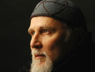 moni-ovadia-inaugura-il-centro-di-documentazione-dei-popoli-minacciati