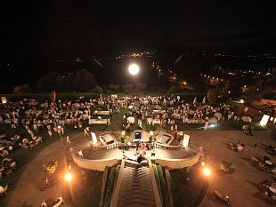 artimino-serata-di-bollicine-e-musica-dal-vivo