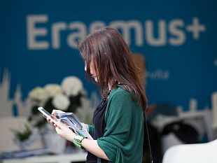 festa-delleuropa-2023-spazio-erasmus-in-piazza-repubblica