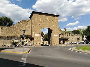 notte-rosa-in-via-romana