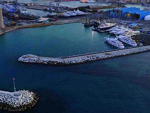 livorno-la-morte-del-giovane-operaio-nellincidente-sul-lavoro-in-porto