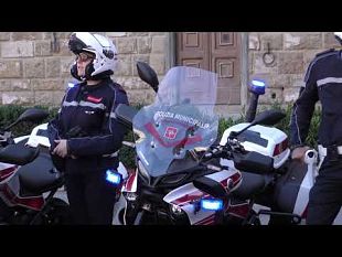 polizia-municipale-firenze-ecco-le-12-nuove-moto