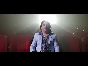 il-nuovo-videoclip-di-peppe-voltarelli-au-cinema