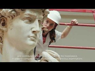 come-si-spolvera-il-david-di-michelangelo