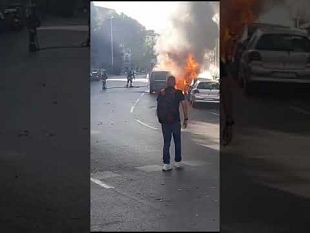 firenze-auto-in-fiamme-in-piazza-della-liberta